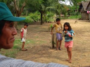 Foto van de inheemse gids Francisco in het Boliviaanse Amazonewoud.